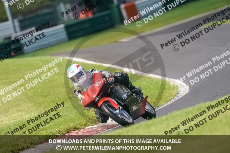 cadwell no limits trackday;cadwell park;cadwell park photographs;cadwell trackday photographs;enduro digital images;event digital images;eventdigitalimages;no limits trackdays;peter wileman photography;racing digital images;trackday digital images;trackday photos